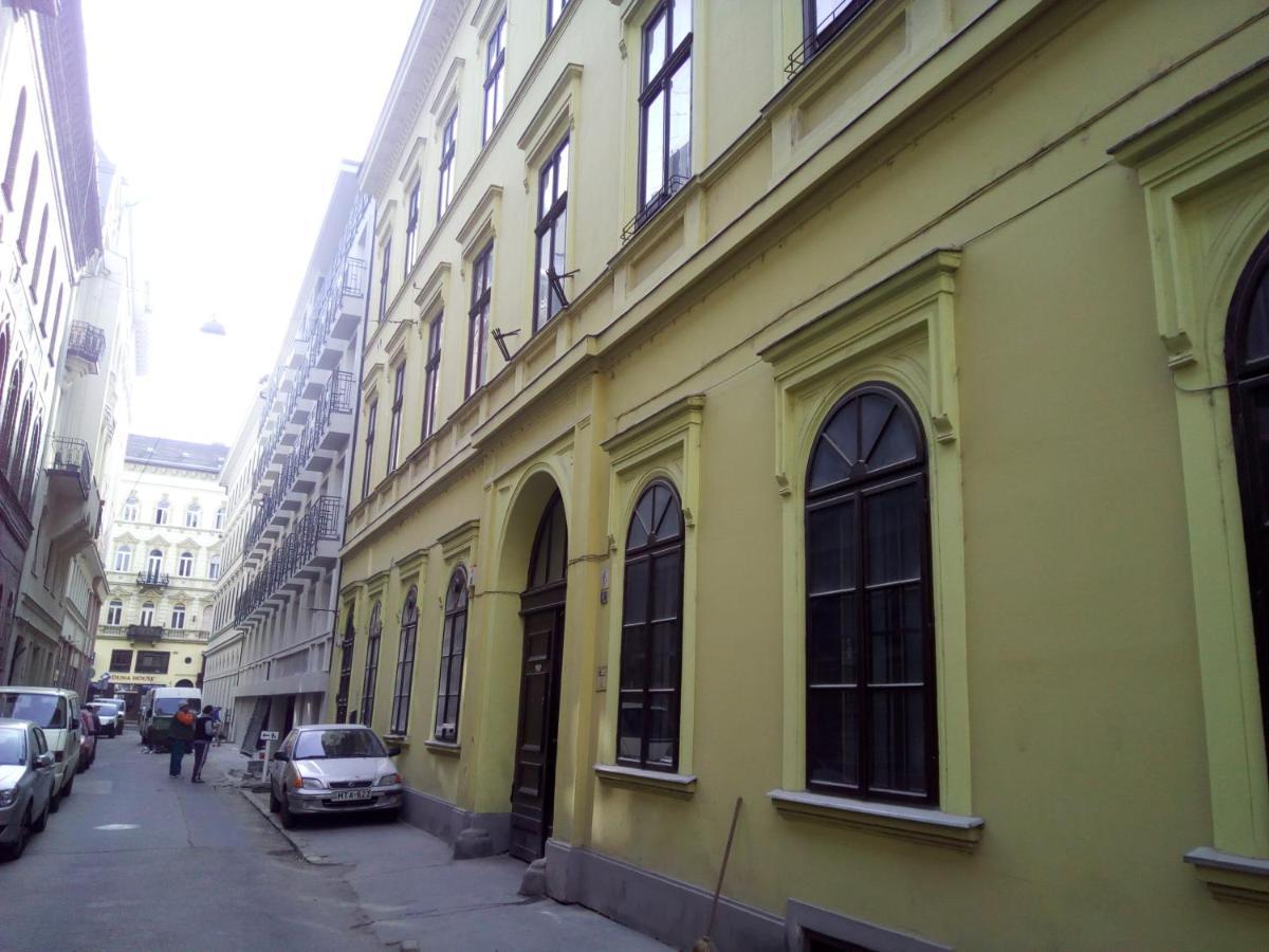 Operahouse Rooms Budapest Exterior photo